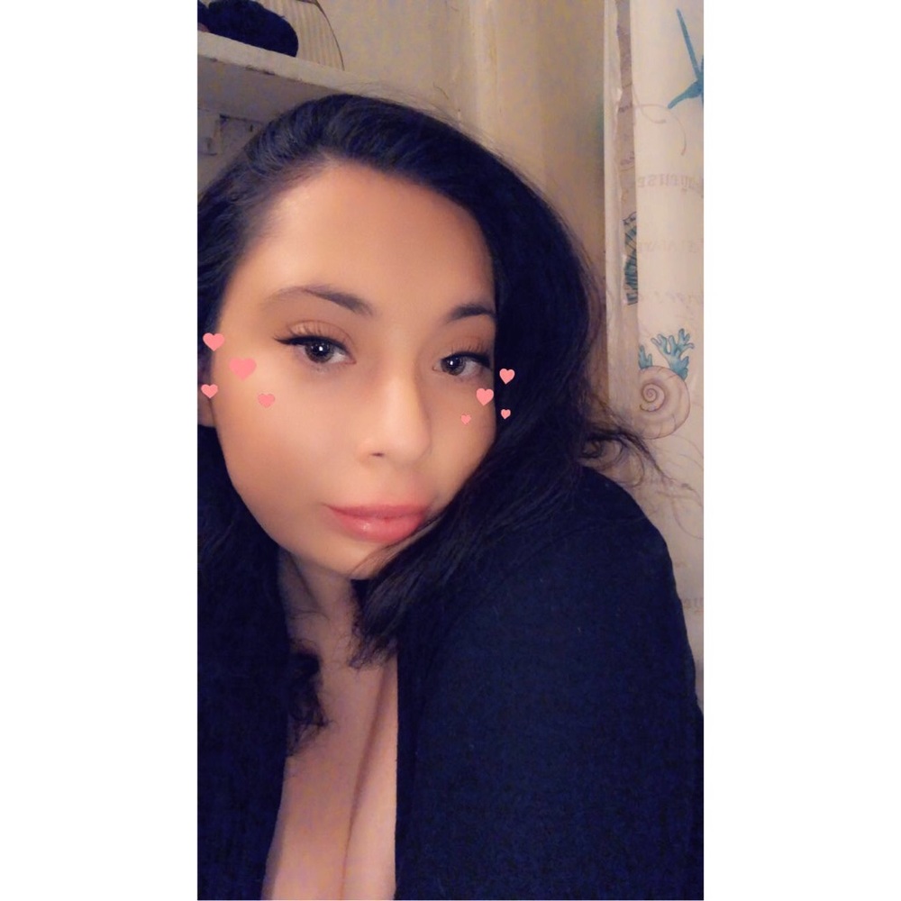 Meet your Posher, Alexis